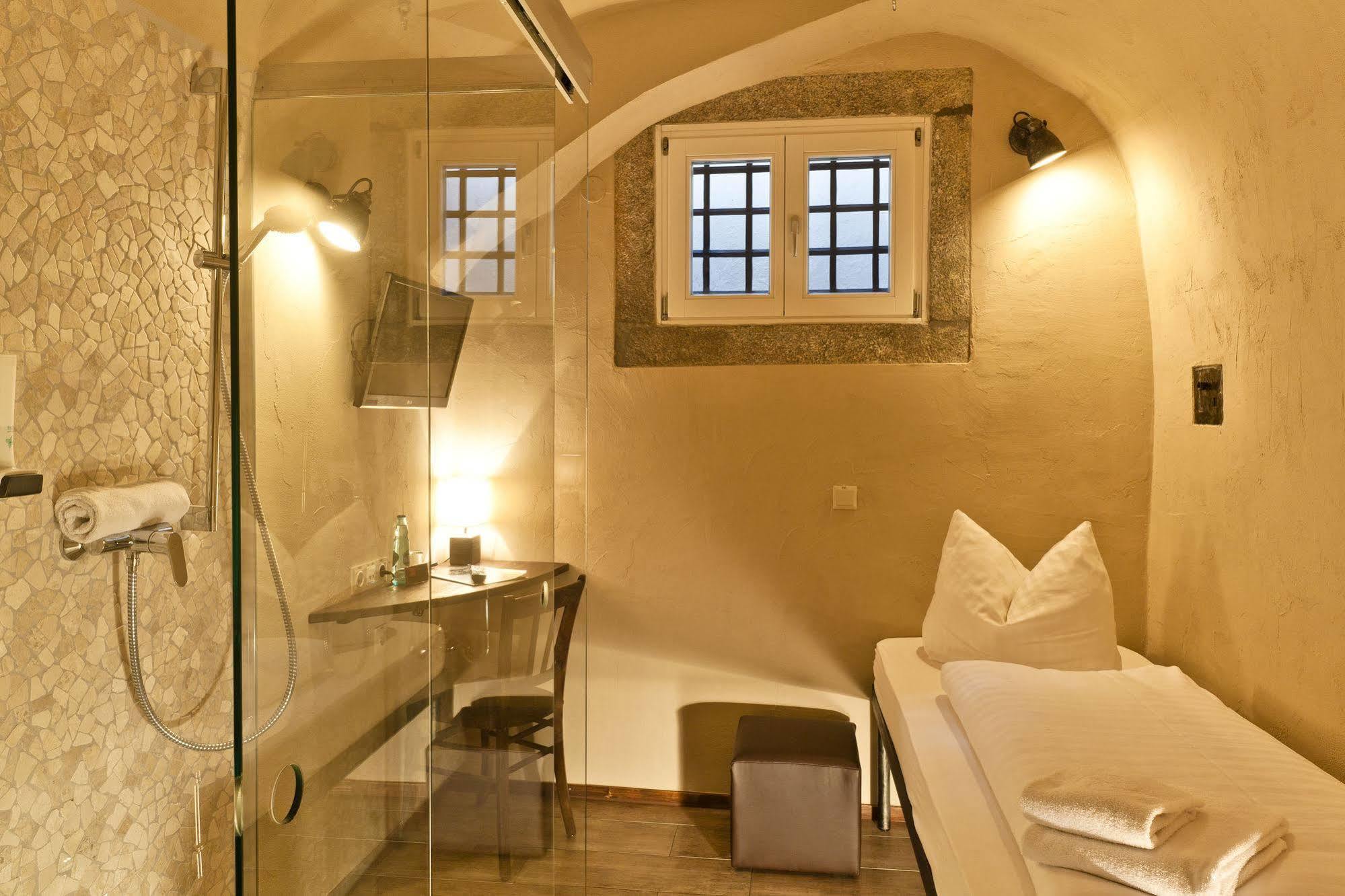 Knast-Hotel Fronfeste Amberg Ngoại thất bức ảnh